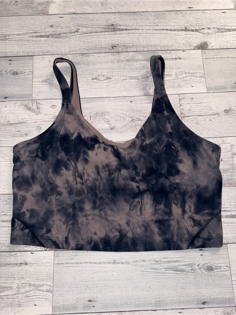 Lululemon Diamond Eye Align tank